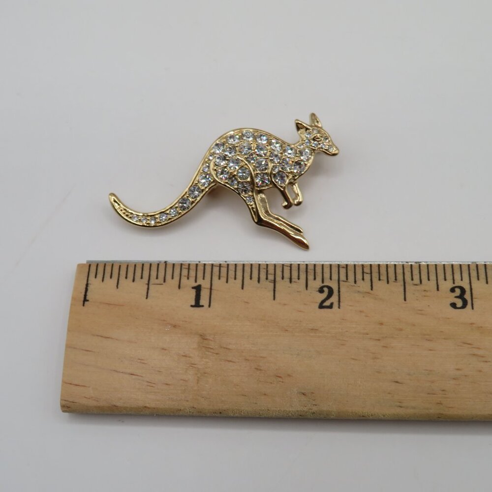 Vintage Kangaroo Rhinestone Accent Gold Tone Brooch - Picture 5 of 5